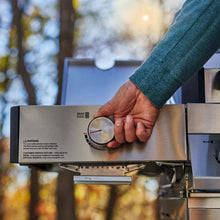Load image into Gallery viewer, Denali 605Pro | Stainless Smart Propane Gas Grill
