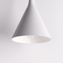 Cargar imagen en el visor de la galería, Divino Pendant Light
