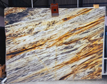 Load image into Gallery viewer, Dolce Vita White Bookmatching Marble Slabs Polished - Full Truckload
