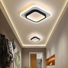 Cargar imagen en el visor de la galería, Doveva Ceiling Light
