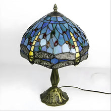 Carregar imagem no visualizador da galeria, Dragonfly Tiffany Lamp Glass Tabletop Design
