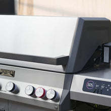 Load image into Gallery viewer, Eminence 605 | Advanced Stainless Natural/Propane Gas Grill
