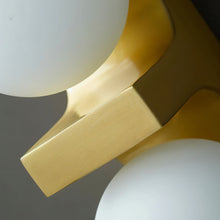 Carregar imagem no visualizador da galeria, Erib Alabaster Wall Lamp
