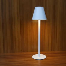 Cargar imagen en el visor de la galería, Esme Table Lamp
