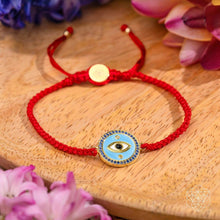 Carregar imagem no visualizador da galeria, Evil Eye Guardian - Four-Strand Red String Bracelet
