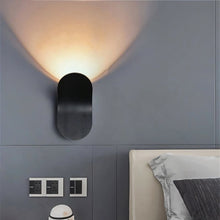 Load image into Gallery viewer, Fana Wall Lamp
