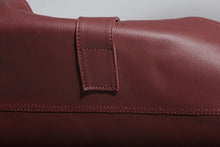 Carregar imagem no visualizador da galeria, Faux Leather Round Hanging Chair Burgundy
