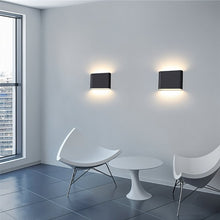 Carregar imagem no visualizador da galeria, Femi Wall Lamp
