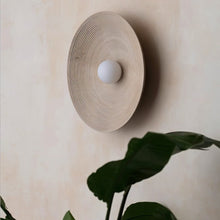 Cargar imagen en el visor de la galería, Fiska Wall Lamp
