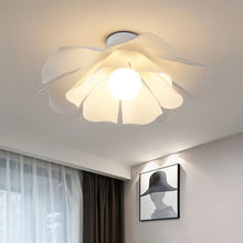 Cargar imagen en el visor de la galería, Fleur Ceiling Light
