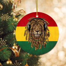 Carregar imagem no visualizador da galeria, Reggae Lion Ornament, Jamaican Christmas Decoration, Reggae Music Flag
