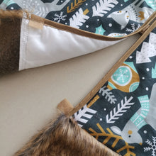 Cargar imagen en el visor de la galería, Woodland Animal Scandinavian Folk Christmas Tree Skirt
