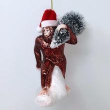 Carregar imagem no visualizador da galeria, Holiday Forest Dweller Bigfoot Glass Christmas Ornament, Yeti and Sasquatch Tree Thief
