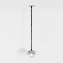 Cargar imagen en el visor de la galería, Freyde Pendant Light
