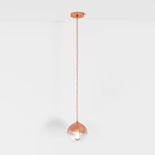 Cargar imagen en el visor de la galería, Freyde Pendant Light
