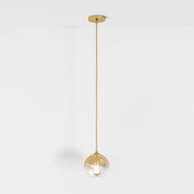 Cargar imagen en el visor de la galería, Freyde Pendant Light
