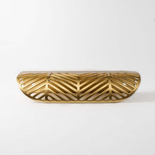 Cargar imagen en el visor de la galería, Frond, Solid Brass Edge Pulls
