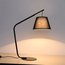 Cargar imagen en el visor de la galería, Gamela Table Lamp
