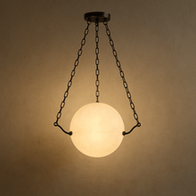 Carregar imagem no visualizador da galeria, Globus Alabaster Pendant Light
