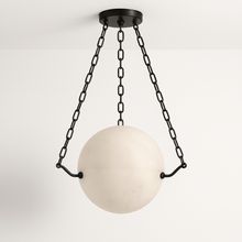 Carregar imagem no visualizador da galeria, Globus Alabaster Pendant Light
