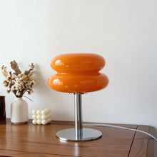 Cargar imagen en el visor de la galería, Glossy Macaron Table Lamp
