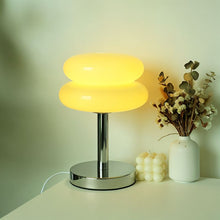 Cargar imagen en el visor de la galería, Glossy Macaron Table Lamp
