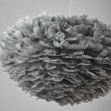 Cargar imagen en el visor de la galería, Goose Feather Pendant Light
