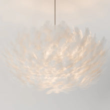 Cargar imagen en el visor de la galería, Goose Feather Pendant Light
