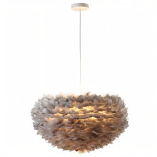 Cargar imagen en el visor de la galería, Goose Feather Pendant Light
