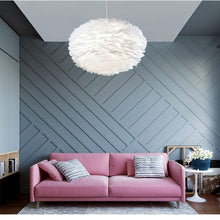 Cargar imagen en el visor de la galería, Goose Feather Pendant Light
