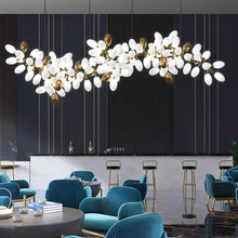 Carregar imagem no visualizador da galeria, Gyalpo Chandelier Light
