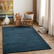 Carregar imagem no visualizador da galeria, Brockton Solid Dark Blue Wool Rug
