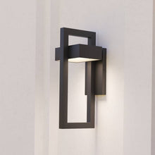 Load image into Gallery viewer, Huwai Outdoor Wall Lamp
