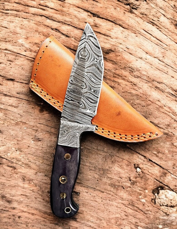 Custom Handmade Damascus Steel Skinning Knife – 8.25