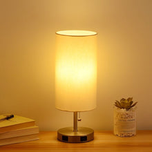 Cargar imagen en el visor de la galería, Ilka Table Lamp
