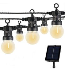 Carregar imagem no visualizador da galeria, 27 Ft Solar LED Outdoor String Lights – 1W Retro Edison Globe Bulbs Waterproof - 27 Ft Bistro Lights
