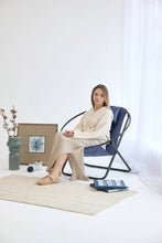 Carregar imagem no visualizador da galeria, Faux Leather Folding Chair Metal Frame Indigo
