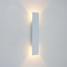 Load image into Gallery viewer, Indira Wall Lamp

