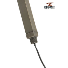 Carregar imagem no visualizador da galeria, 12V Brass Waterproof Walkway Lights - LED &amp; Halogen | G4 Bulb Not Included
