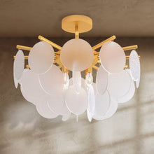Carregar imagem no visualizador da galeria, Isla Chandelier

