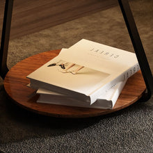 Carregar imagem no visualizador da galeria, Juggle Side Table &amp; Lamp
