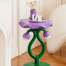 Carregar imagem no visualizador da galeria, Knospe Side Table
