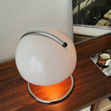 Carregar imagem no visualizador da galeria, Kranos Table Lamp
