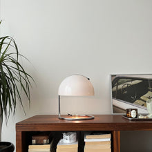 Carregar imagem no visualizador da galeria, Kranos Table Lamp
