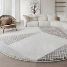 Load image into Gallery viewer, Kuroku Area Rug
