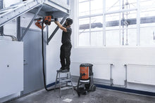 Carregar imagem no visualizador da galeria, Husqvarna 970493706 DM 540i Battery Powered Core Drill Kit
