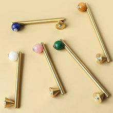 Carregar imagem no visualizador da galeria, Kwam Crystal Knob &amp; Pull Bar
