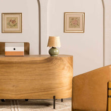 Load image into Gallery viewer, Theisseil Green Table Lamp
