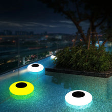 Carregar imagem no visualizador da galeria, LED Solar Outdoor Waterproof Lights
