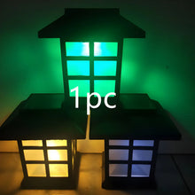 Carregar imagem no visualizador da galeria, LED Solar Pathway Lights - Waterproof Outdoor Garden &amp; Walkway Decor
